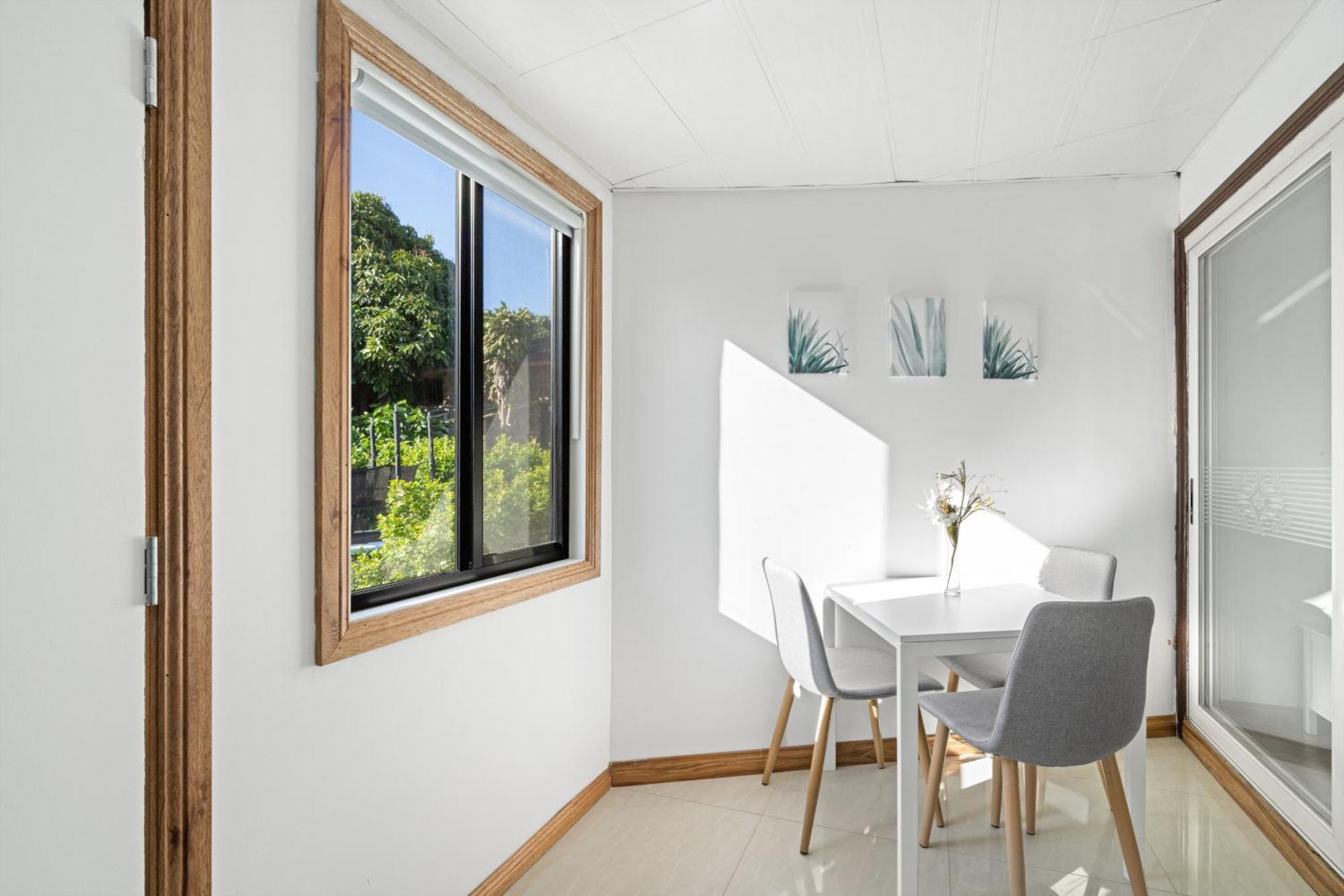 Spacious 1 Bedroom Guest House With Free Parking Sydney Esterno foto